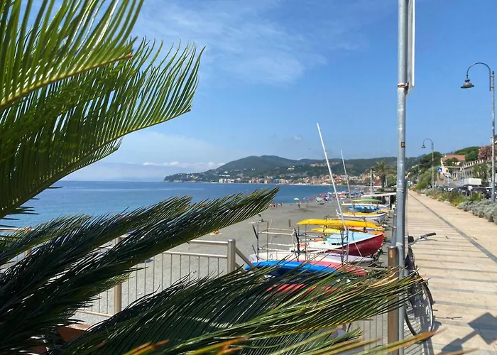 Gio\'S Arenzano Home